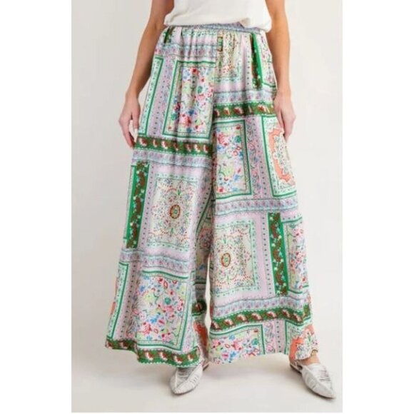 Easel Scarf Wide Leg Pull On Elastic Waist Boho Pants Size Medium NWT